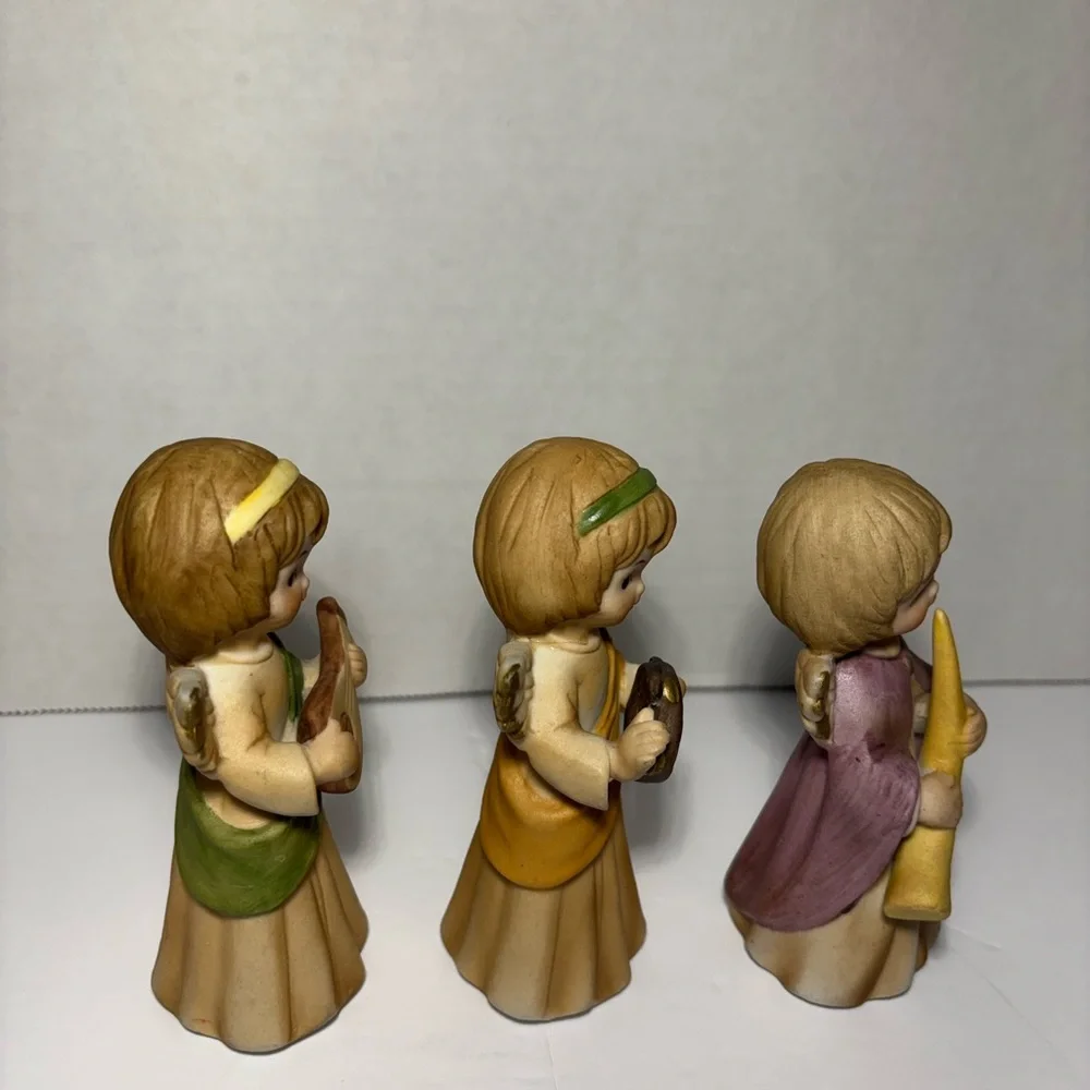 Lefton Holiday Angel Figurines With Musical Instruments Hand Painted #2473